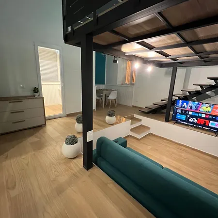 Da Lello: Luxury Loft Strategico Marigliano